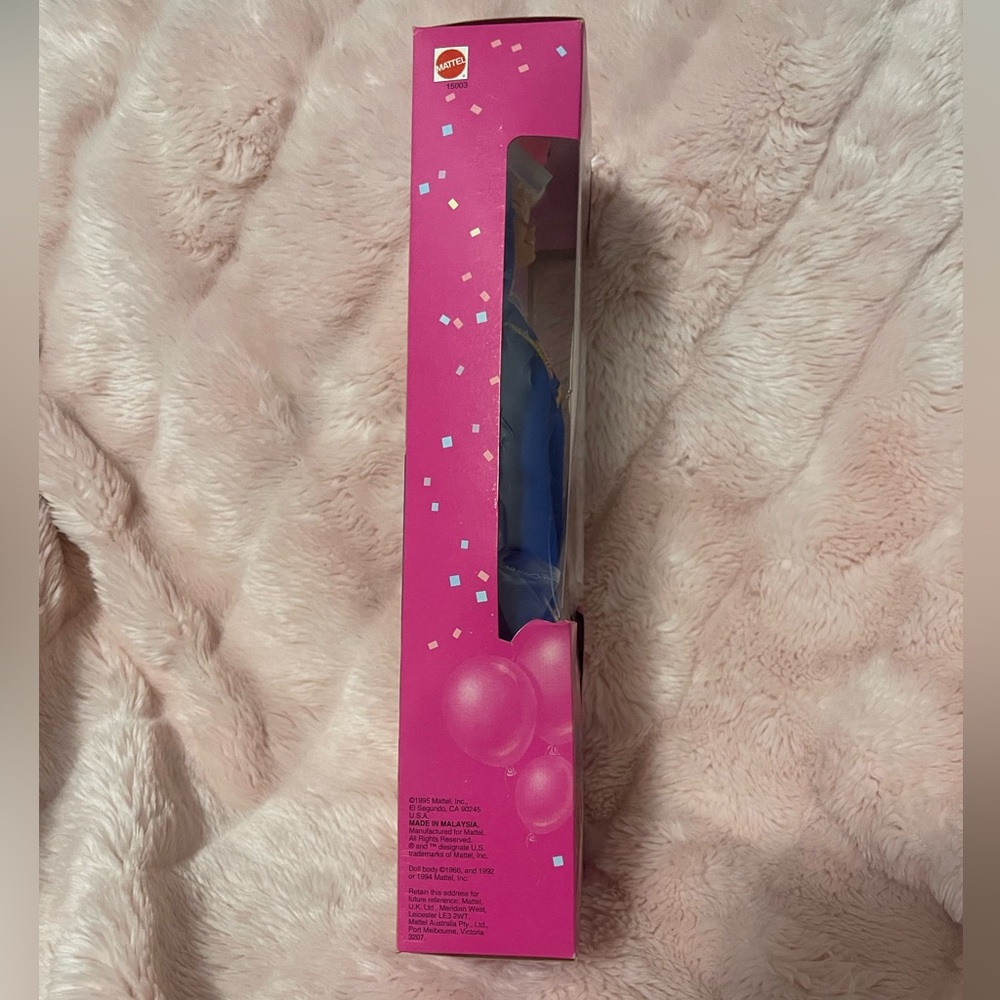 Vintage Special Edition Class of '96 Graduation Barbie Doll 🎓 - Picture 13 of 16